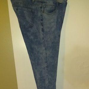 Stone Wash Jeans
